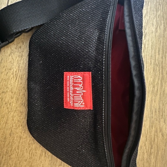Manhattan Portage Red Label Midnight Retro Sparkle Bag - Picture 5 of 8